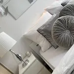 Nowa - Komfortowe 61m2 - 3 Pokoje, Garaz, Klimatyzacja