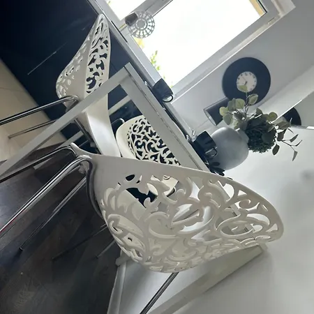 公寓 Nowa - Komfortowe 61m2 - 3 Pokoje, Garaz, Klimatyzacja 比得哥什