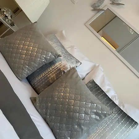 Nowa - Komfortowe 61m2 - 3 Pokoje, Garaz, Klimatyzacja Apartment *