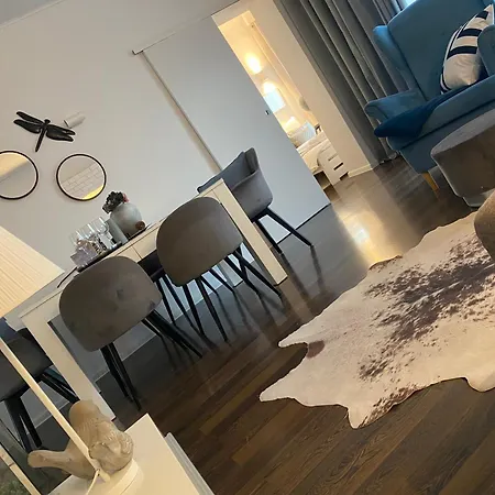 Nowa - Komfortowe 61m2 - 3 Pokoje, Garaz, Klimatyzacja