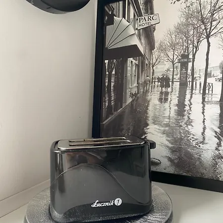 Nowa - Komfortowe 61m2 - 3 Pokoje, Garaz, Klimatyzacja