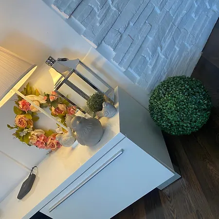 Nowa - Komfortowe 61m2 - 3 Pokoje, Garaz, Klimatyzacja Lägenhet *