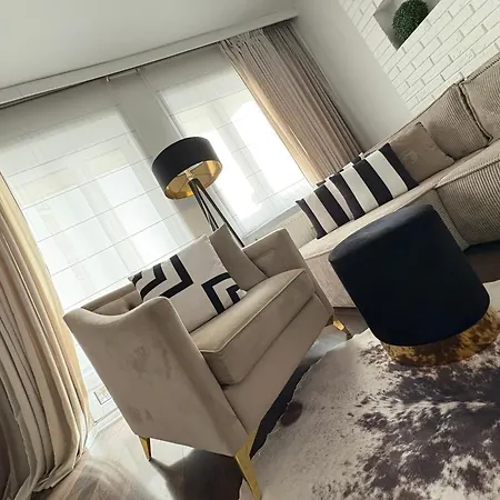 Nowa - Komfortowe 61m2 - 3 Pokoje, Garaz, Klimatyzacja Apartmán Bydhošť