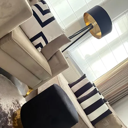 公寓 Nowa - Komfortowe 61m2 - 3 Pokoje, Garaz, Klimatyzacja