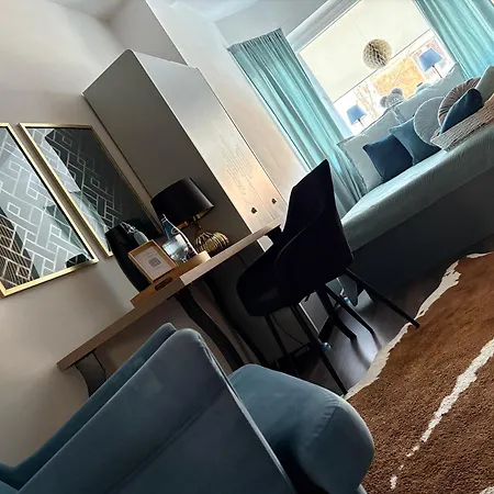 公寓 Nowa - Komfortowe 61m2 - 3 Pokoje, Garaz, Klimatyzacja 比得哥什