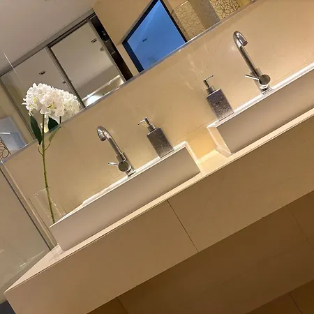 Nowa - Komfortowe 61m2 - 3 Pokoje, Garaz, Klimatyzacja Apartmán *