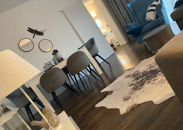 Nowa - Komfortowe 61m2 - 3 Pokoje, Garaz, Klimatyzacja