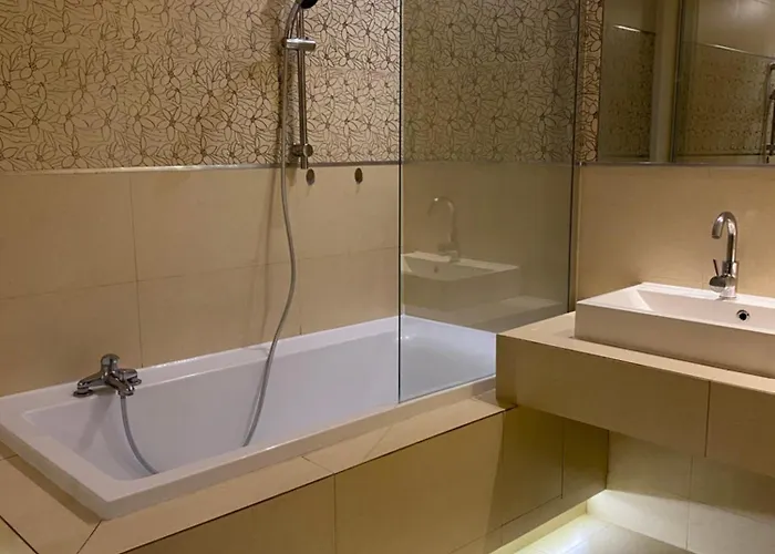 Nowa - Komfortowe 61m2 - 3 Pokoje, Garaz, Klimatyzacja *