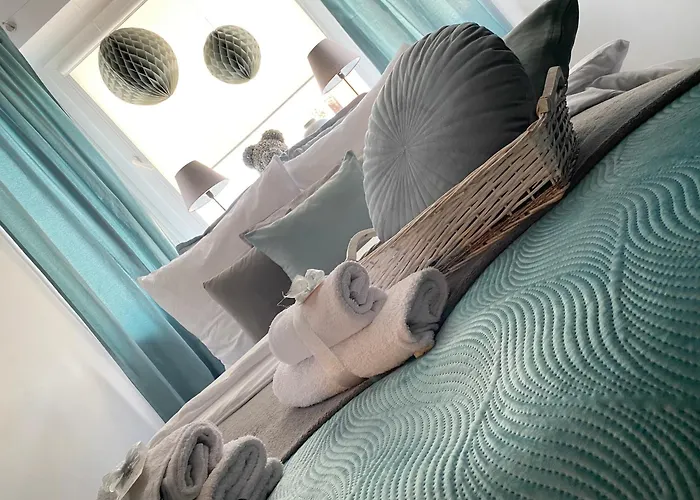 公寓 Nowa - Komfortowe 61m2 - 3 Pokoje, Garaz, Klimatyzacja *