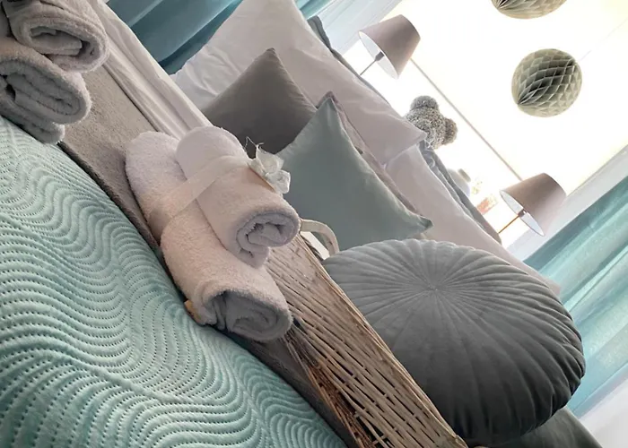 Apartment Nowa - Komfortowe 61m2 - 3 Pokoje, Garaz, Klimatyzacja *