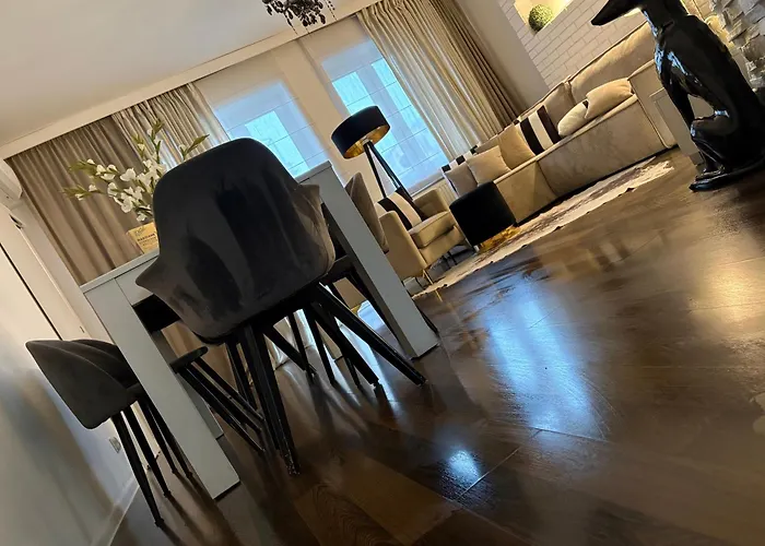 Nowa - Komfortowe 61m2 - 3 Pokoje, Garaz, Klimatyzacja Apartment Bydgoszcz