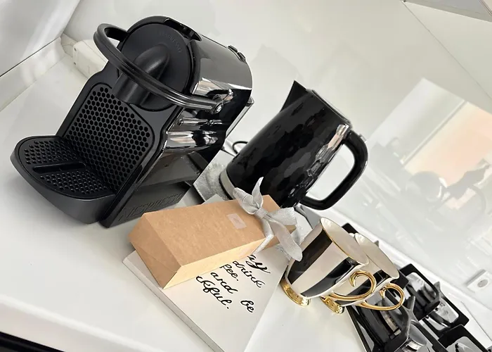 Nowa - Komfortowe 61m2 - 3 Pokoje, Garaz, Klimatyzacja * 比得哥什