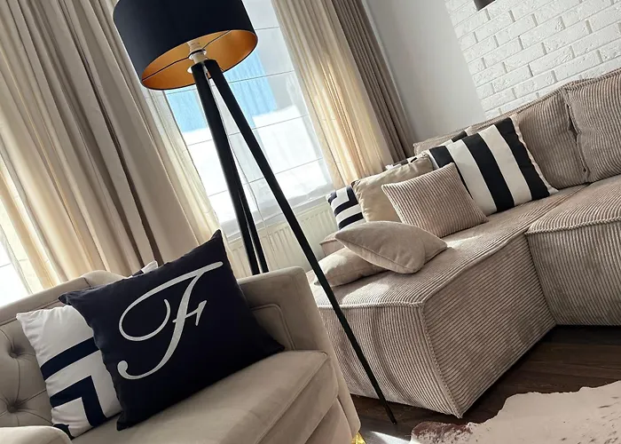 公寓 Nowa - Komfortowe 61m2 - 3 Pokoje, Garaz, Klimatyzacja *